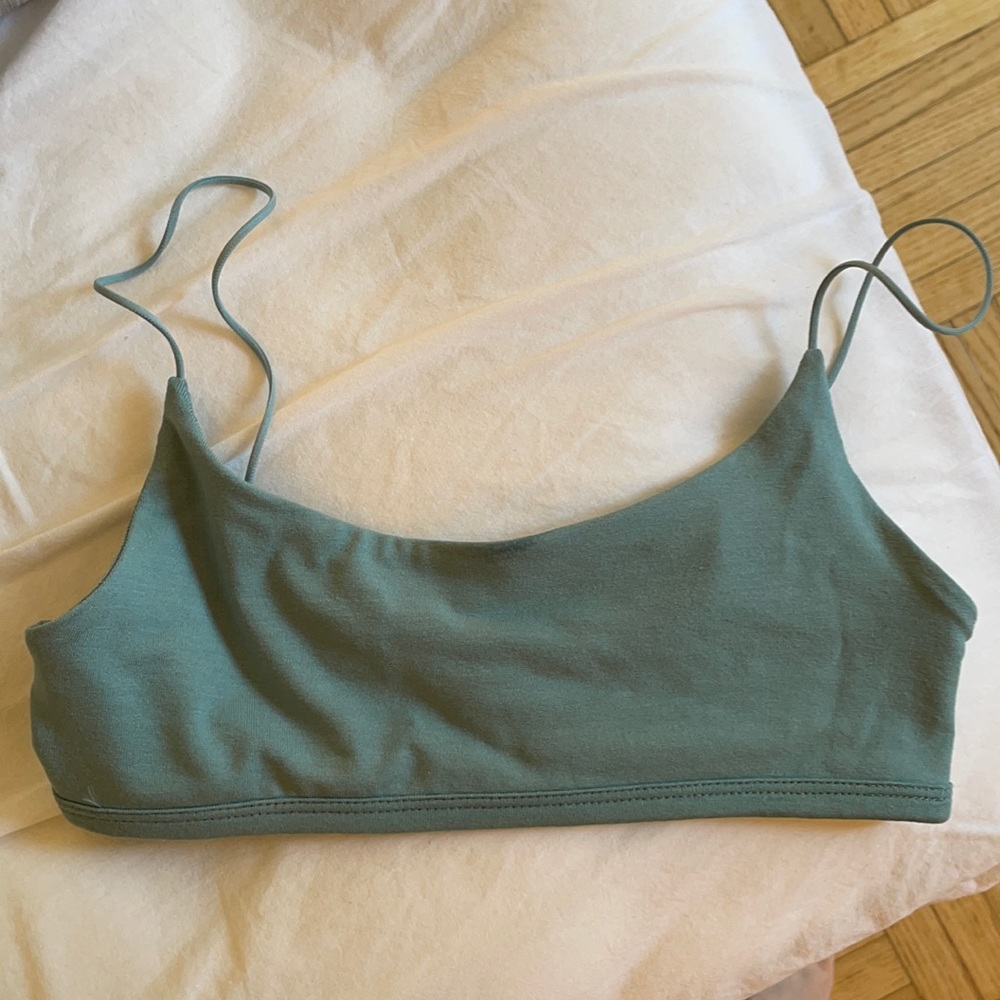 Aritzia wilfred free tiny bra top